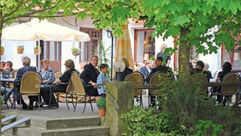 Terasse mit Gästen Ferienhof Schneider Terasse mit Gästen Ferienhof Schneider